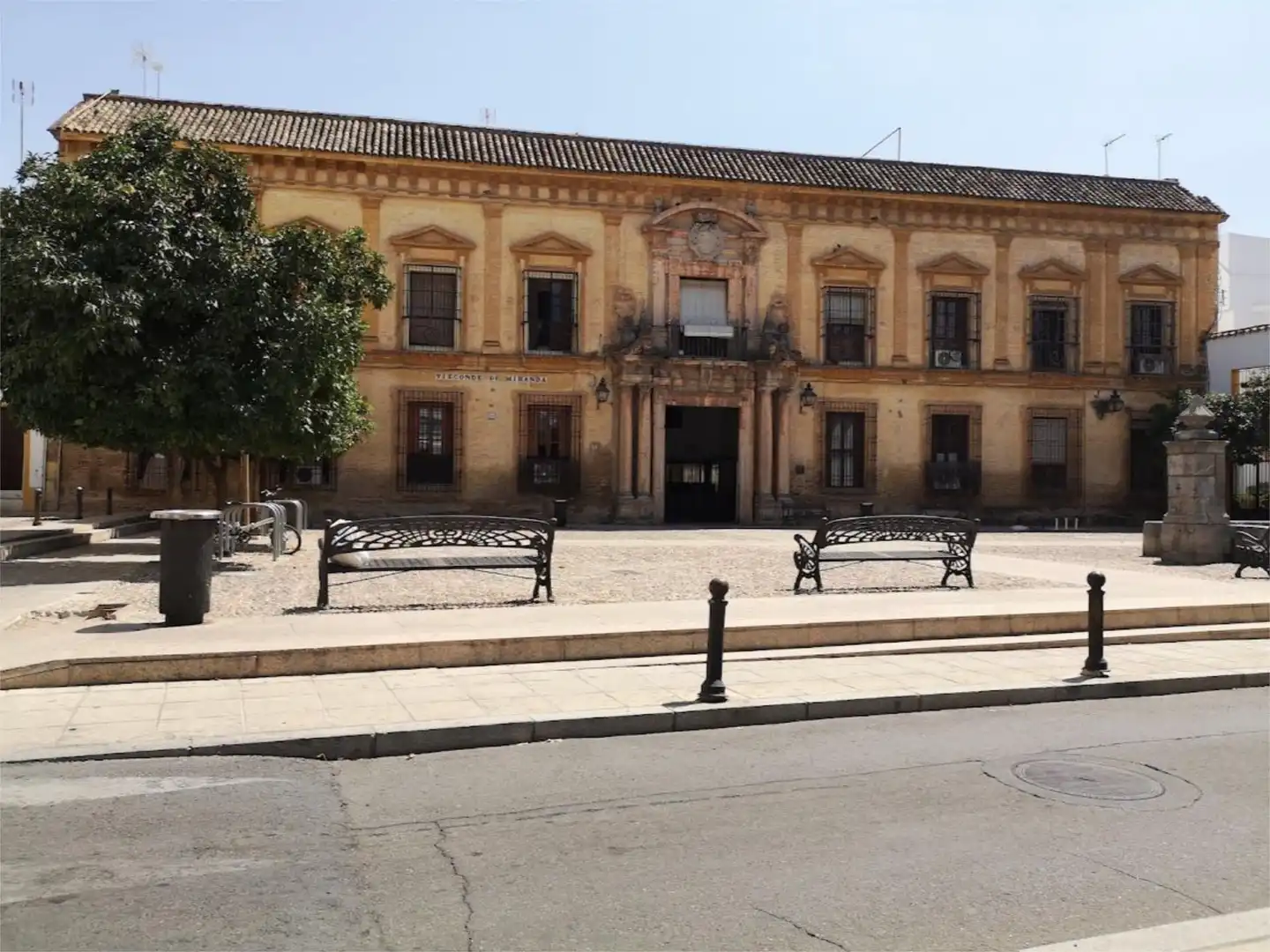 Room in Plaza Vizconde de Miranda, 3, Casco Histórico - Ribera - San Basilio Exterior view of Flat for share in Córdoba with Air Conditioner, Heating and Terrace