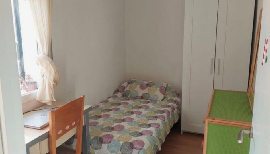 Flat to share in Calle de Ponferrada, 27, Pilar, Madrid - image 1 Photo 1 of Flat to share in Calle de Ponferrada, 27, Pilar, Madrid