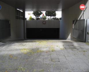 Parking of Garage to rent in Pinto