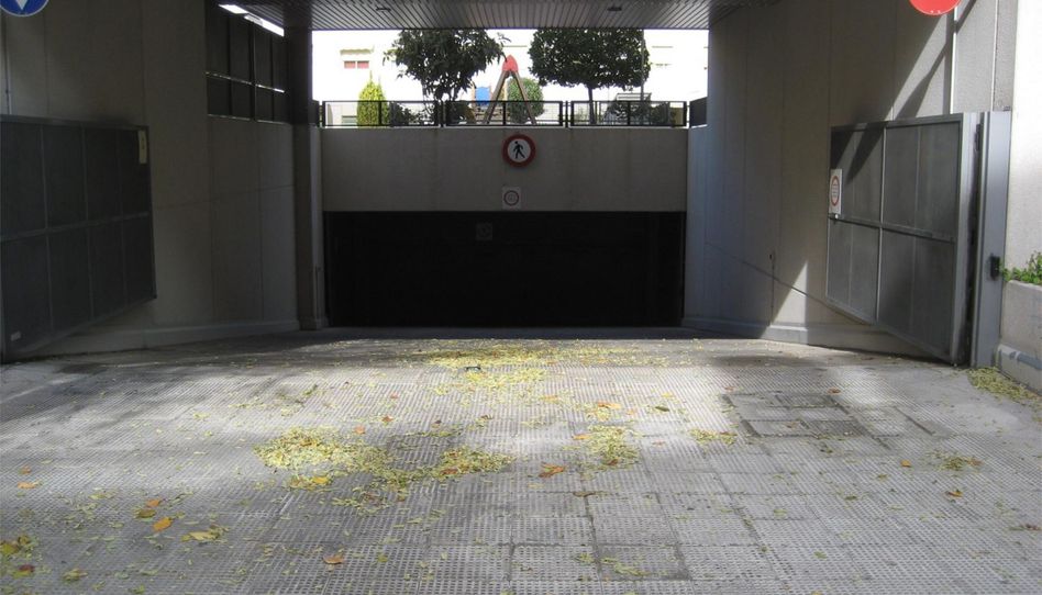 Garaje de alquiler en Calle Óscar Domínguez, 2, Tenería I – La Tenería II, Pinto - imagen 1 Foto 1 de Garaje de alquiler en Calle Óscar Domínguez, 2, Tenería I – La Tenería II, Pinto