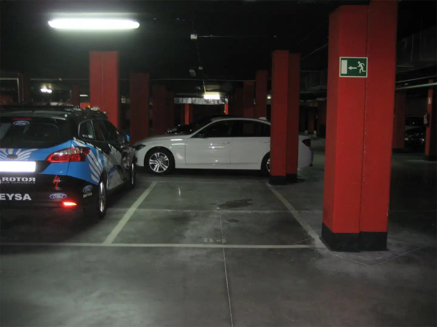 Parking of Garage for rent in Pinto
