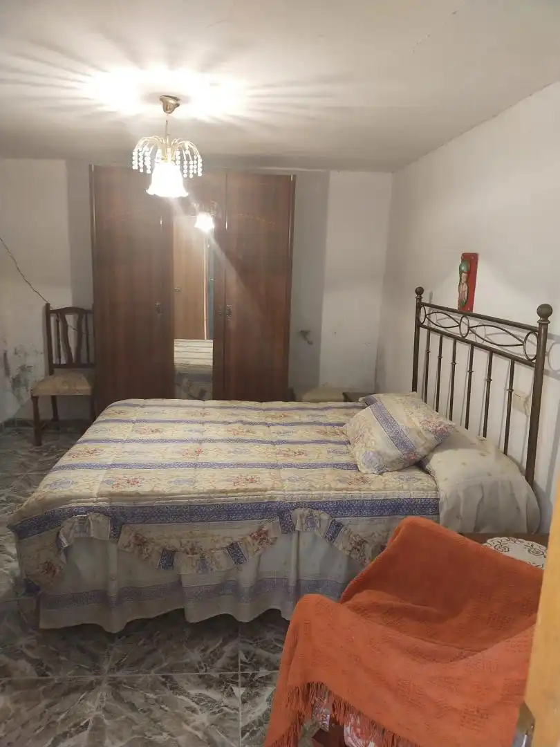 Habitación de Casa adosada en venta en Chimeneas