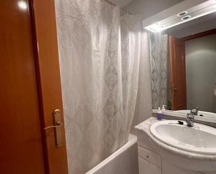 Bathroom of Flat to share in  Murcia Capital  with Air Conditioner