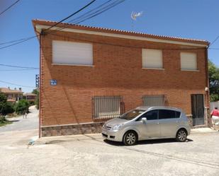 Vista exterior de Casa o xalet en venda en Gotarrendura amb Calefacció, Terrassa i Moblat