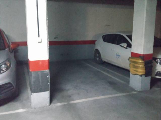 Garaje en Alquiler en Calle Blanco Lac, 1 en Oeste