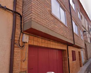 Vista exterior de Casa adosada en venda en Paniza amb Aire condicionat i Terrassa