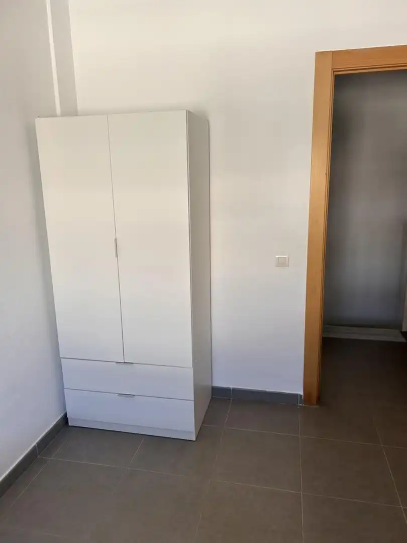 Schlafzimmer von Wohnung zur untervermieten in Almería mit Klimaanlage, Terrasse und Möbliert