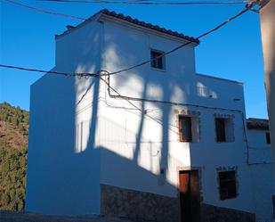 Vista exterior de Casa adosada en venda en Lucena del Cid