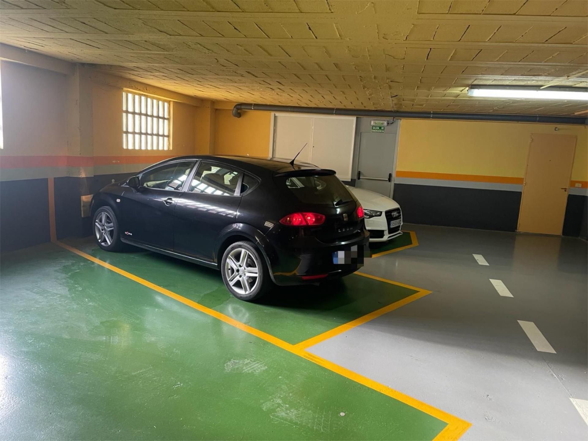 Parking of Garage to rent in Ourense Capital 