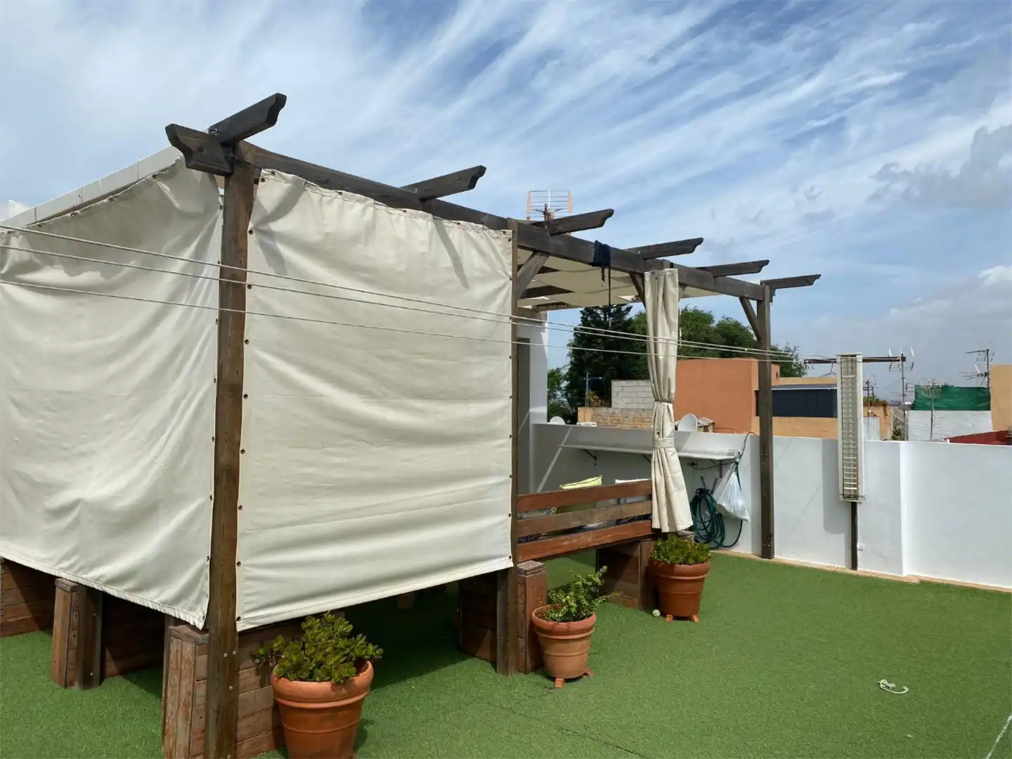 Terrassa de Casa adosada en venda en Chiclana de la Frontera amb Aire condicionat