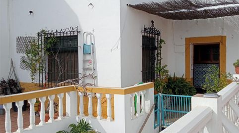 Casa o xalet en venda a Calle Reyes Católicos, 36, Oromana, Alcalá de Guadaira - imatge 2 Foto 2 de Casa o xalet en venda a Calle Reyes Católicos, 36, Oromana, Alcalá de Guadaira