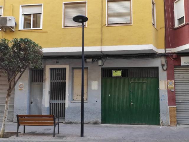 Garaje en Venta en Avenida Madrid, 25 en La Coca - La Nia - Vistahermosa