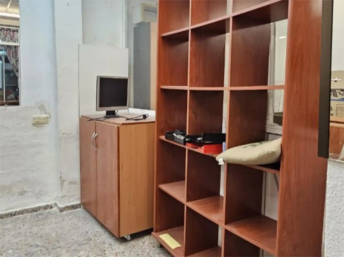 Local de alquiler en Calle la Palmera, 15, Santa Rosa - Valdeolleros Local de alquiler en Córdoba con Aire acondicionado