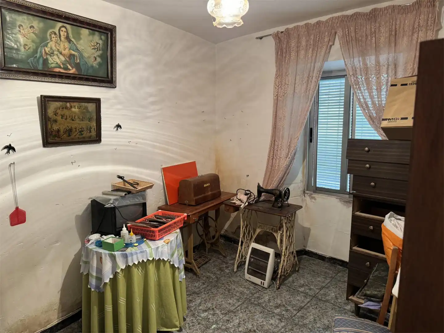 Casa adosada en venda a Calle Curro, 1, El Provencio Casa adosada en venda en El Provencio amb Calefacció, Terrassa i Moblat