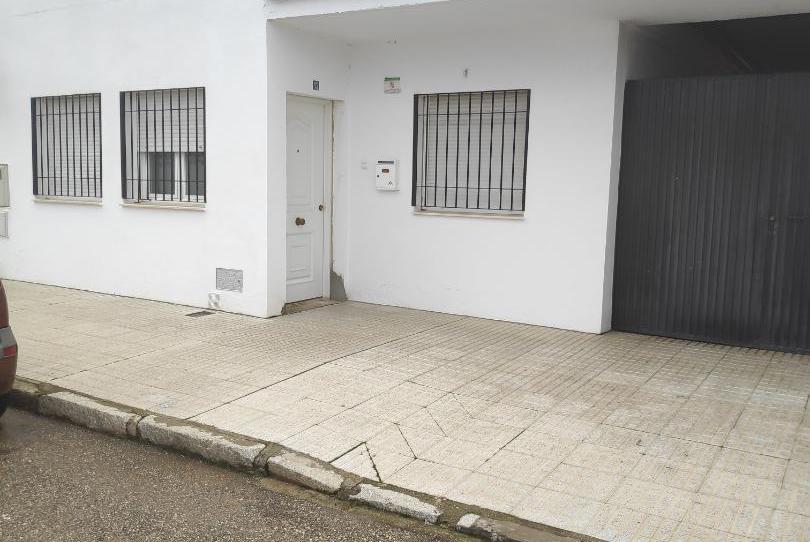 Foto 1 de Planta baixa en venda a Calle Holanda, 12, Pedanías de Badajoz, Badajoz