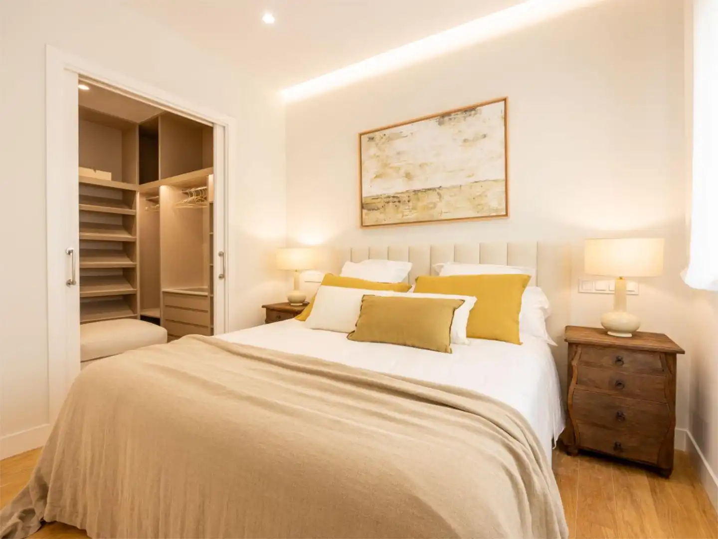 Piso en venta en Calle de Villanueva, 21, Recoletos Habitación de Piso en venta en Madrid Capital con Aire acondicionado