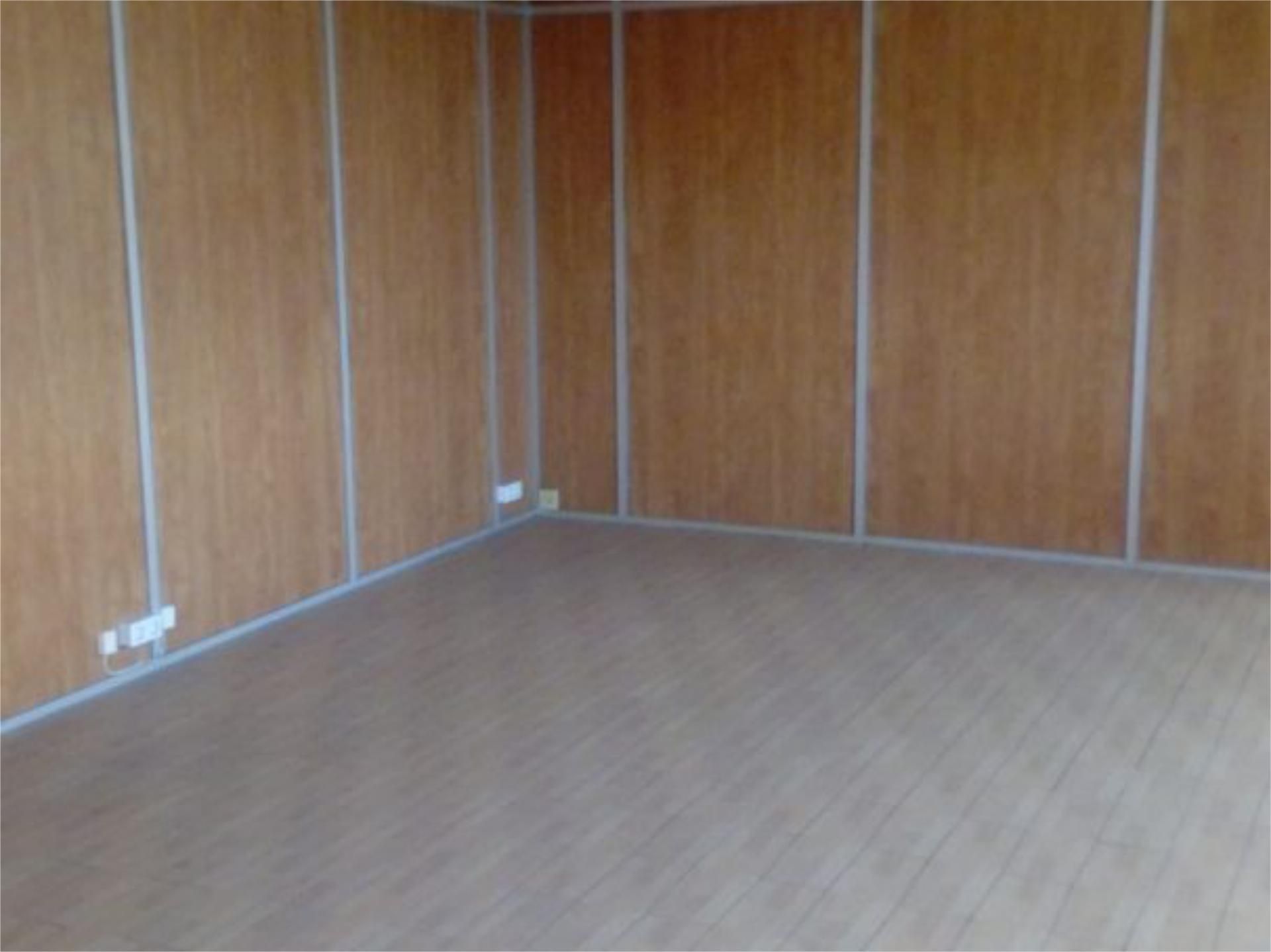 Oficina de lloguer en Constantí