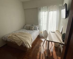 Bedroom of Flat to share in  Madrid Capital  with Air Conditioner