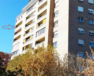 Vista exterior de Pis en venda en  Huesca Capital amb Terrassa