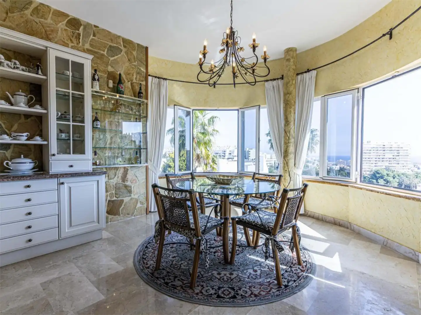 Dining room of Houses for sale in Benalmádena  with Air Conditioner, Heating and Private garden