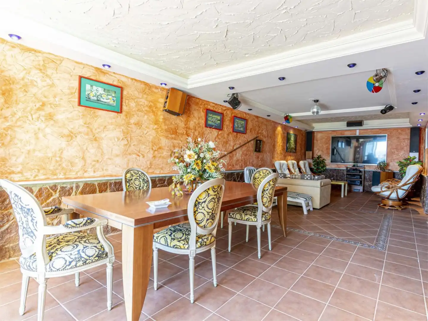 Houses for sale in Benalmádena  with Air Conditioner, Heating and Private garden