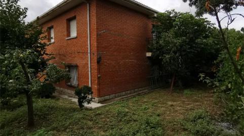 Foto 2 de Casa adosada en venda a Calle Greco, 4, Burgohondo, Ávila