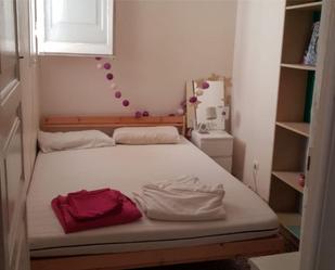 Flat to share in Carrer de Puigmartí, 36, Vila de Gràcia