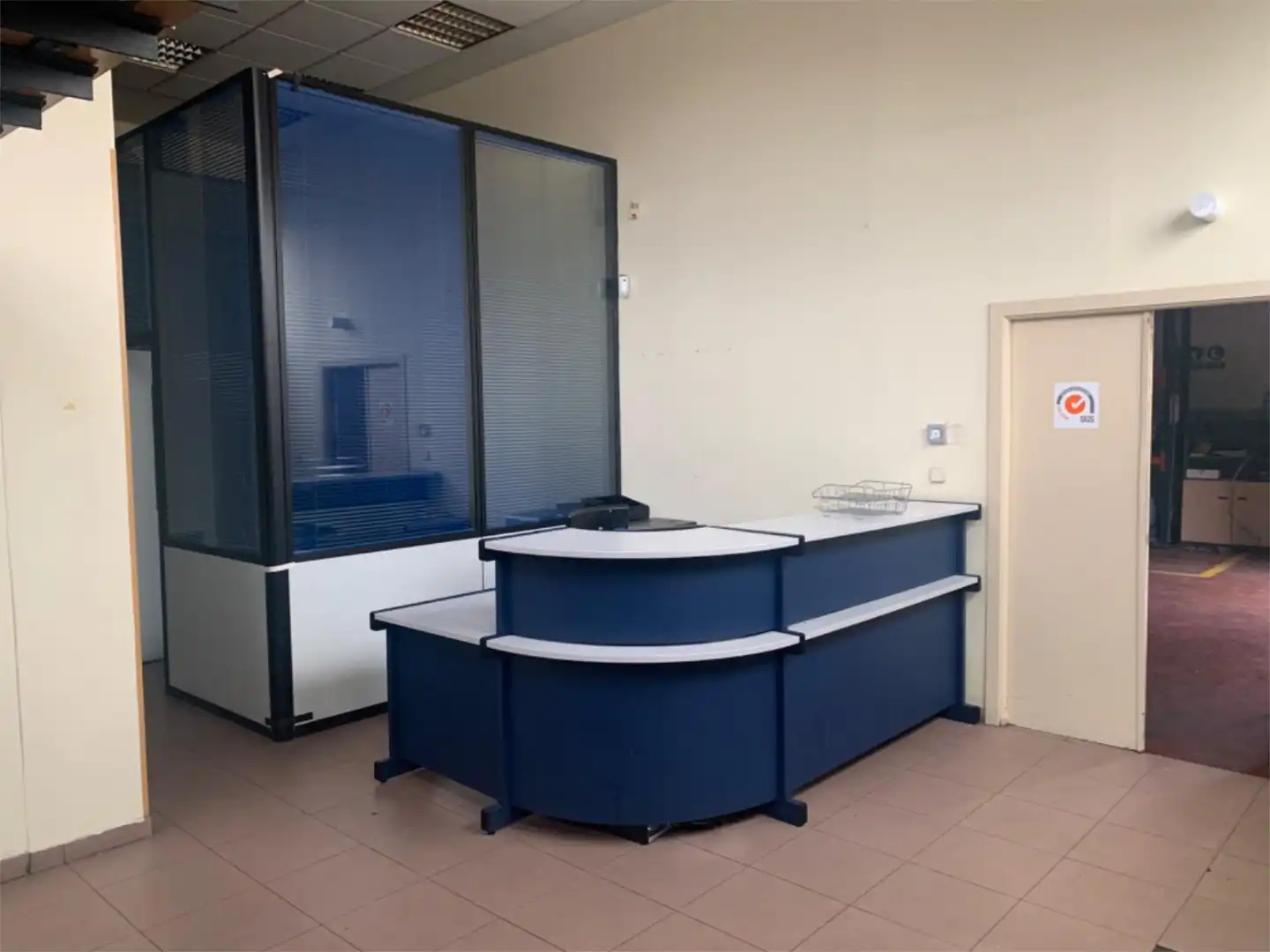 Nau industrial de lloguer a Paseo de Arroyomolinos, 45, Suroeste - Zona Hospital Nau industrial de lloguer en Móstoles amb Aire condicionat i Moblat
