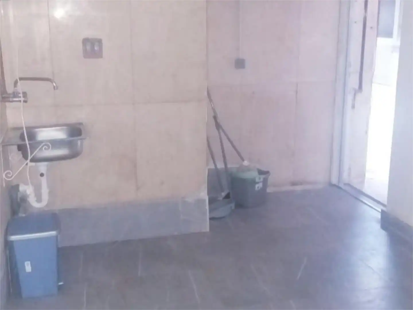 Bathroom of Commercial properties for rent in Madrid