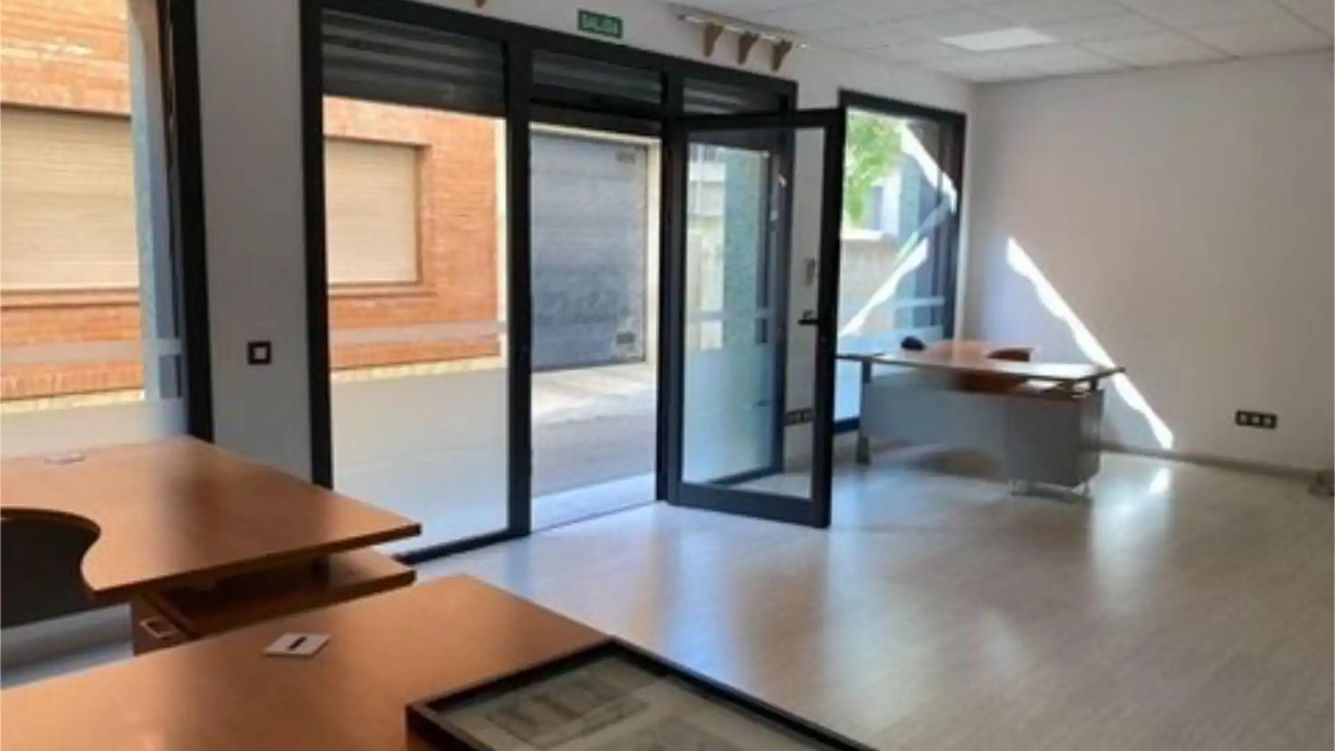 Premises for sale in Sant Climent de Llobregat  with Air Conditioner, Heating and Parquet flooring