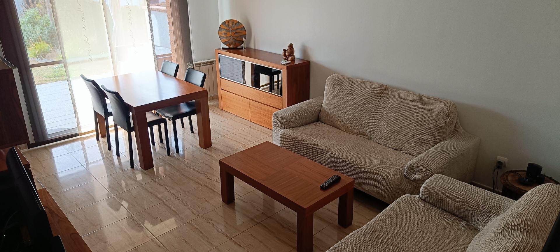 Sala d'estar de Casa adosada en venda en Móra d'Ebre amb Aire condicionat, Terrassa i Balcó