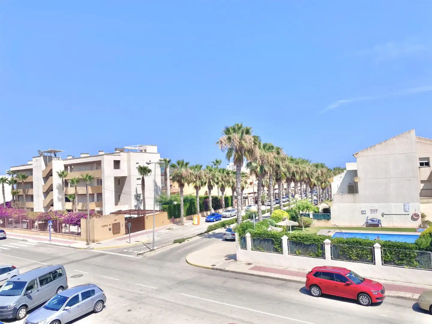Vista exterior de Apartamento de alquiler en Orihuela con Aire acondicionado y Terraza