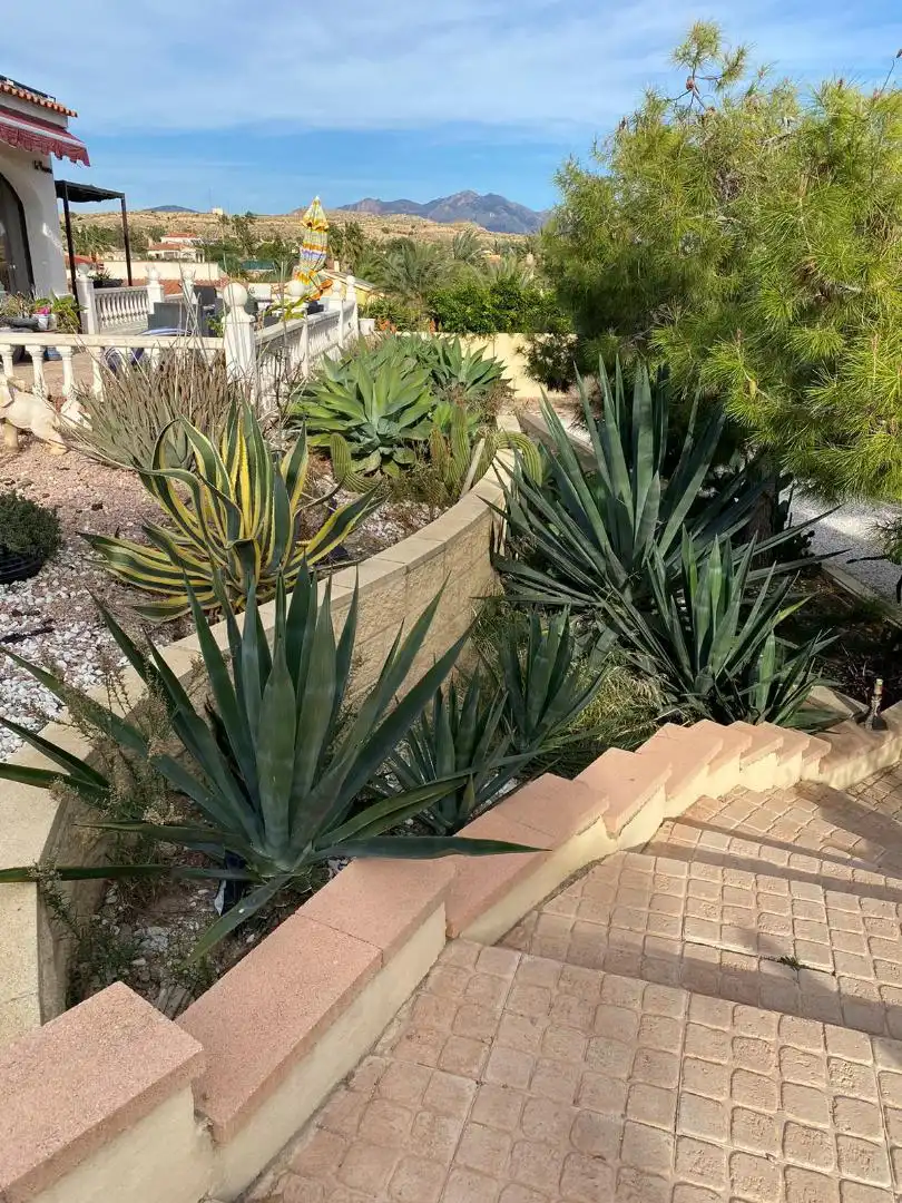 Garden of Houses for sale in Mutxamel  with Air Conditioner, Heating and Private garden