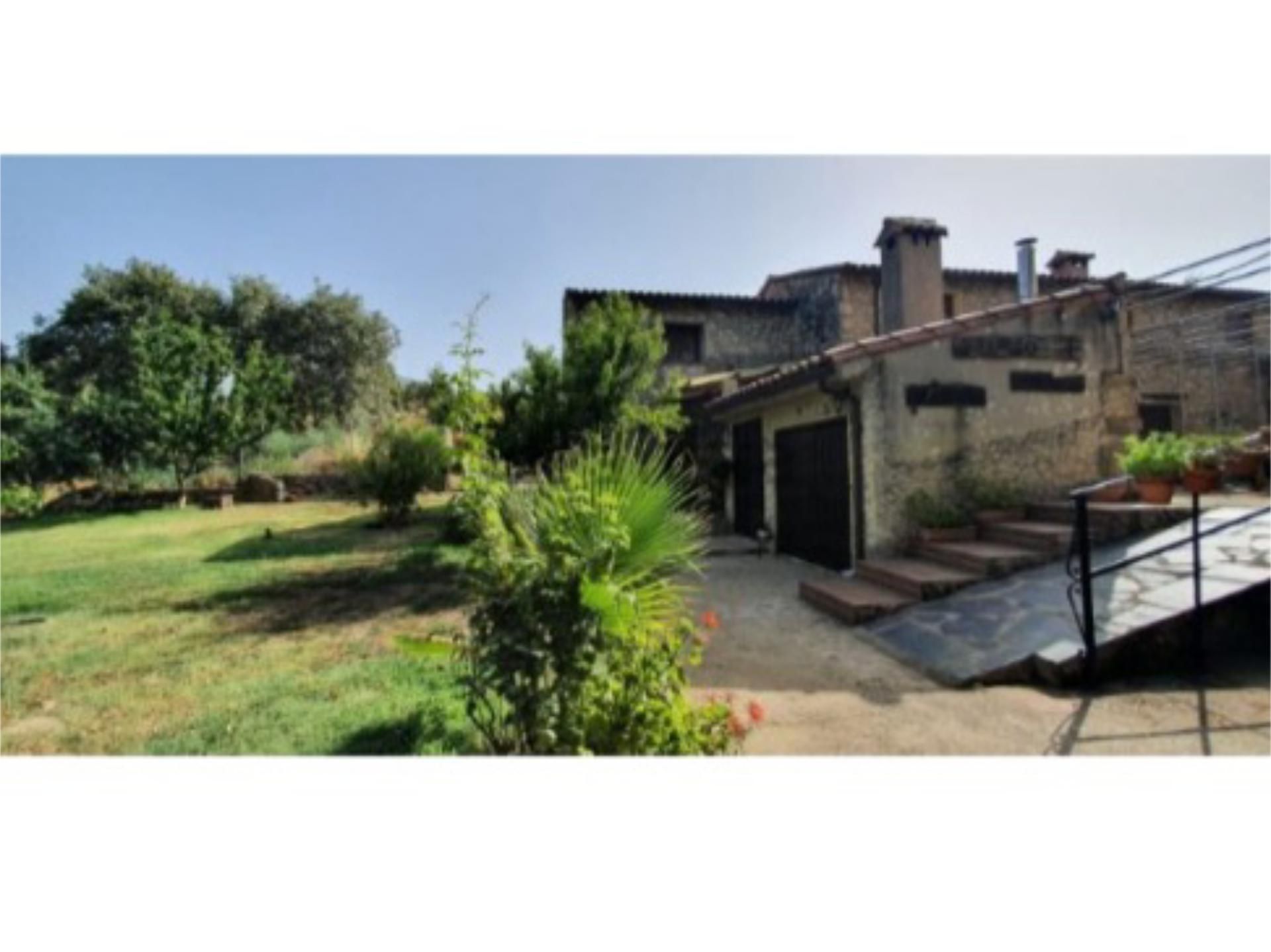 Jardí de Pis en venda en Jarandilla de la Vera amb Calefacció, Jardí privat i Terrassa