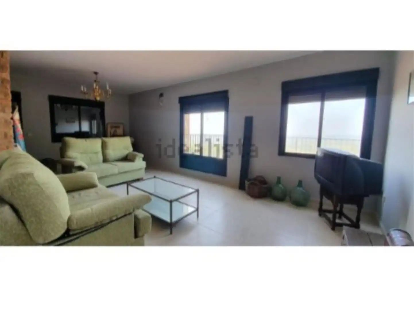 Wohnung zum Verkauf in Calle Poligono el Embarcadero, 27, Jarandilla de la Vera Wohnzimmer von Wohnung zum Verkauf in Jarandilla de la Vera mit Heizung, Privatgarten und Terrasse