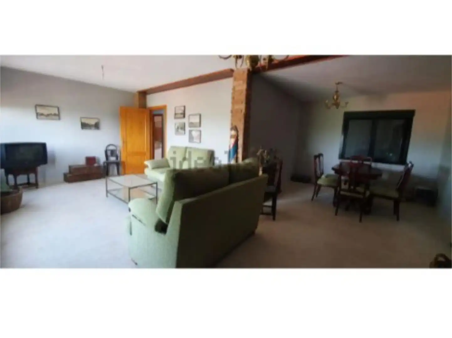 Wohnung zum Verkauf in Calle Poligono el Embarcadero, 27, Jarandilla de la Vera Wohnzimmer von Wohnung zum Verkauf in Jarandilla de la Vera mit Heizung, Privatgarten und Terrasse