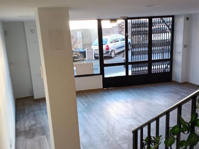 Local comercial en Alquiler en Calle Félix Hernández, 3 en Santo Tomás