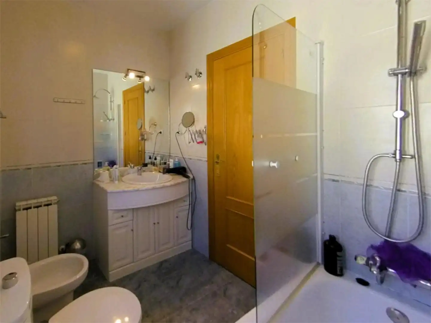 Casa o xalet en venda a Urbanizacion Gorgocil, 1d, Santa María del Tiétar Bany de Casa o xalet en venda en Santa María del Tiétar amb Terrassa