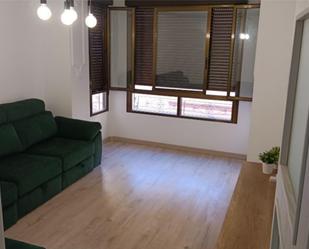Sala d'estar de Casa adosada en venda en Castellón de la Plana / Castelló de la Plana amb Aire condicionat i Terrassa
