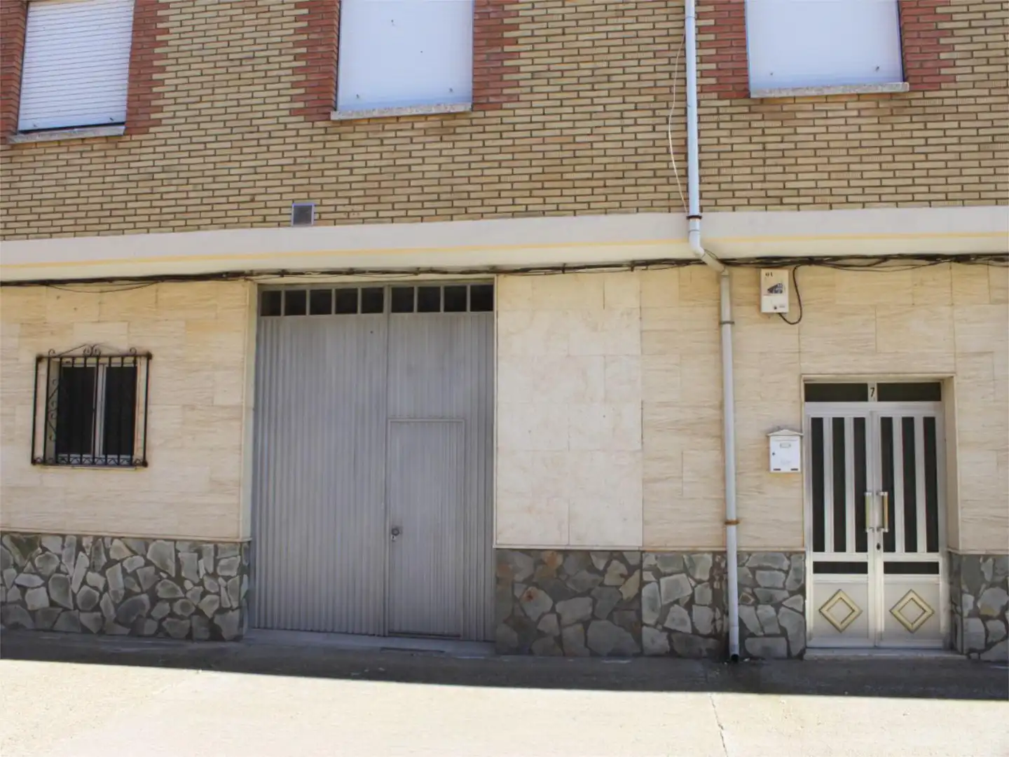 Casa o chalet en venta en Calle Fontaron, 1, San Cristóbal de Entreviñas Vista exterior de Casa o chalet en venta en San Cristóbal de Entreviñas con Calefacción, Terraza y Amueblado