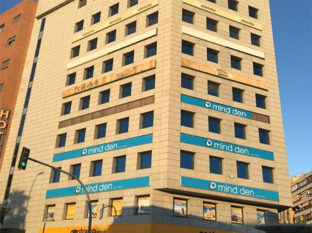 Oficina en Venta en Avenida Salamanca, 14 en Ensanche - Diputación