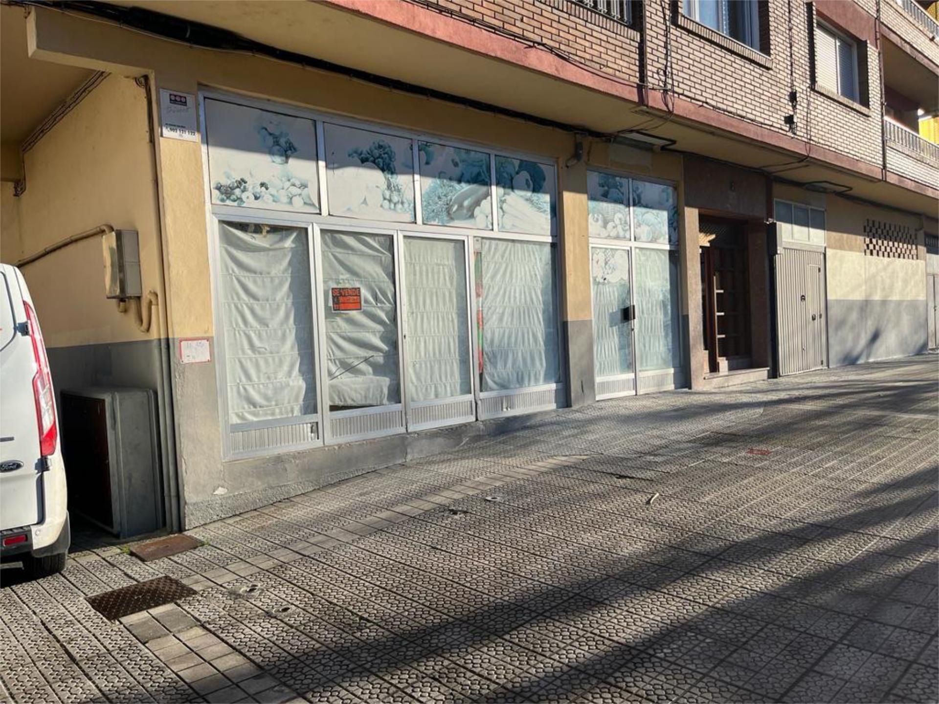Exterior view of Premises for sale in Etxebarria 