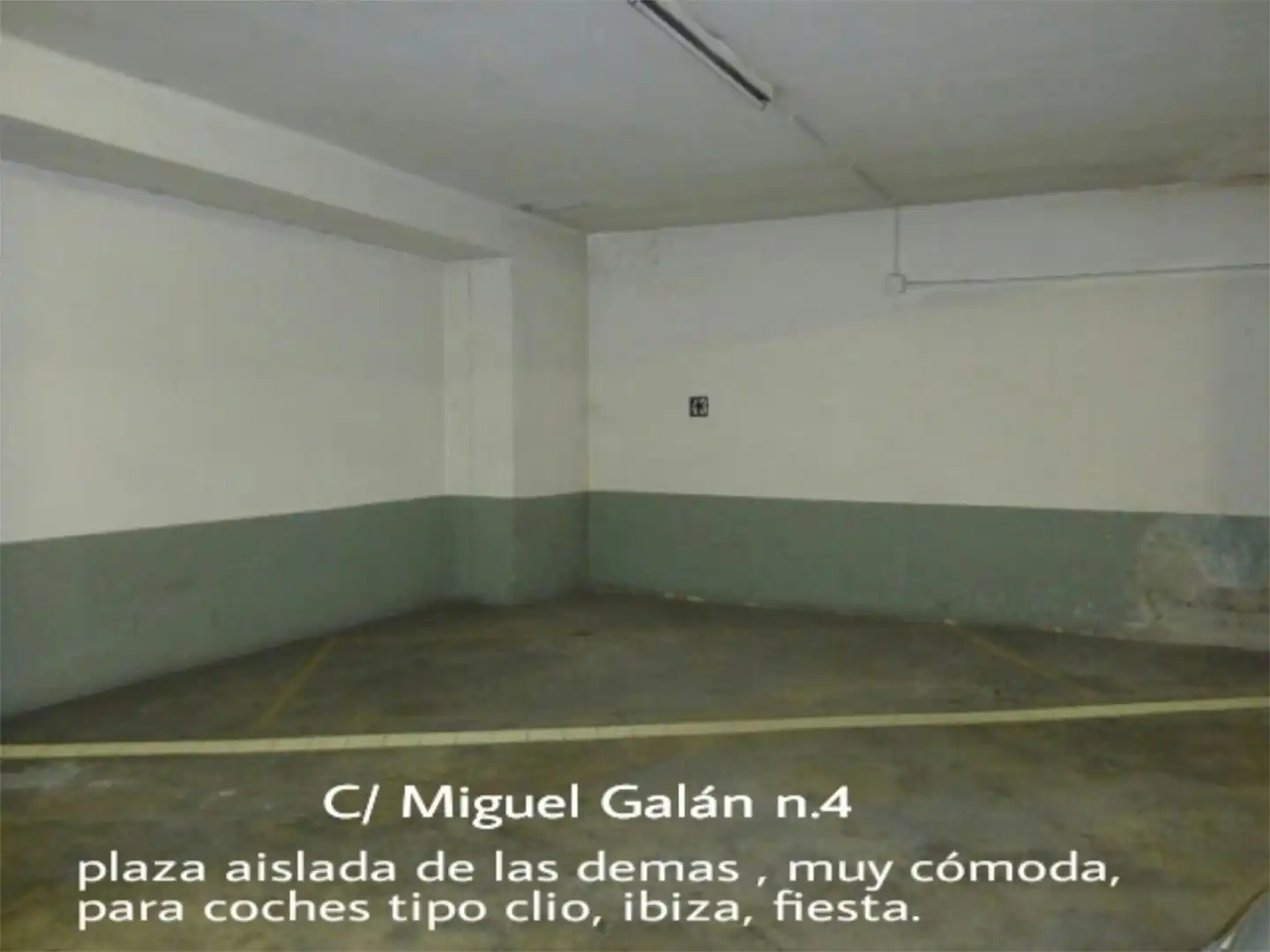 Garaje de alquiler en Carrer de Miguel Galan Mestre, 4, Barrio de Benicalap Parking de Garaje de alquiler en Valencia