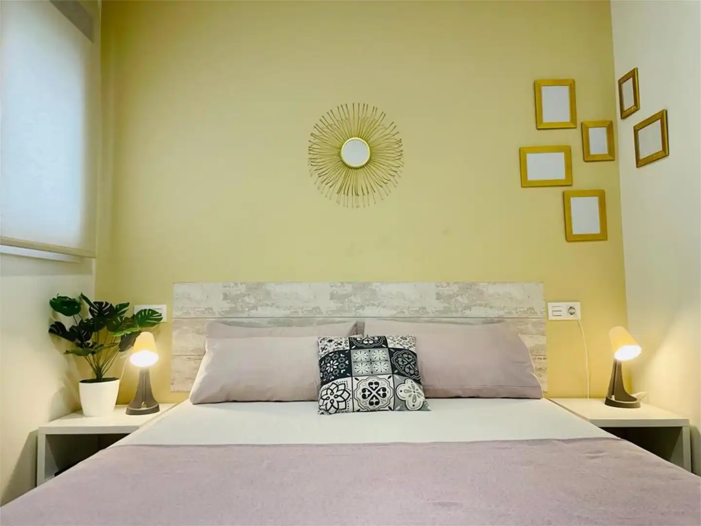 Bedroom of Detached homes for share in Almería  with Air Conditioner, Heating and Furnished