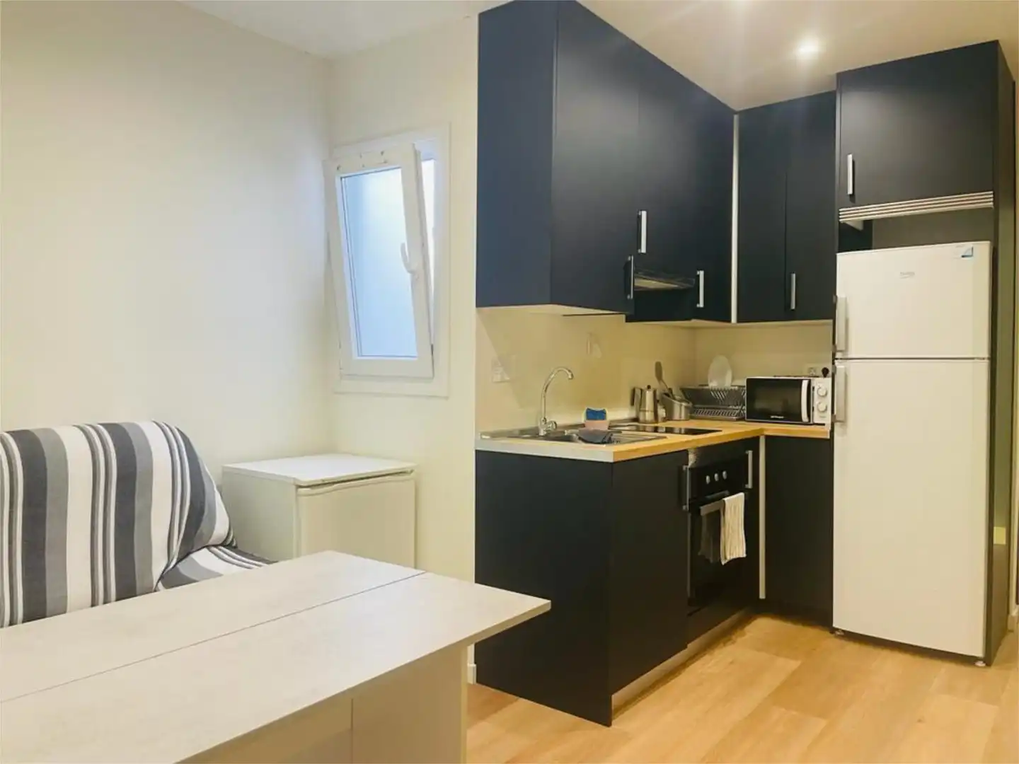 Kitchen of Detached homes for share in Almería  with Air Conditioner, Heating and Furnished