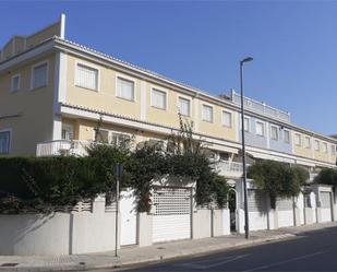 Vista exterior de Casa o xalet en venda en Gandia amb Aire condicionat i Terrassa