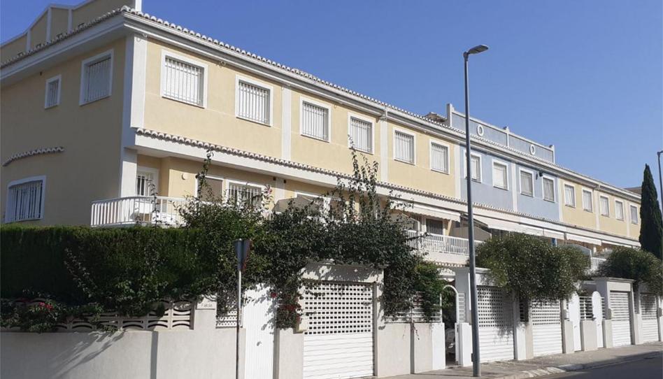 Foto 1 de Casa o chalet en venta en Carrer Senill, 14, Playa de Gandia, Valencia