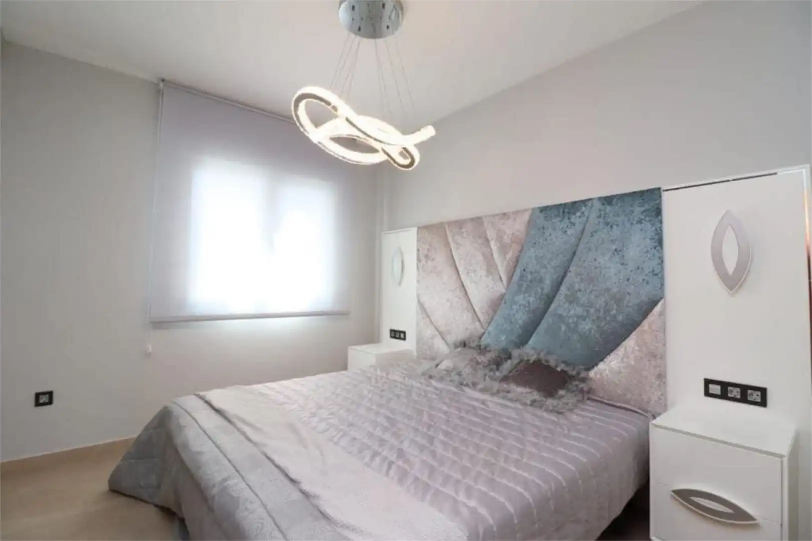 Wohnung zum Verkauf in Carrer la Malva Rosa, 9, El Raso Schlafzimmer von Wohnung zum Verkauf in Guardamar del Segura mit Terrasse, Schwimmbad und Balkon