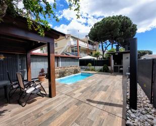 Swimming pool of House or chalet for sale in Barberà del Vallès  with Air Conditioner, Terrace and Swimming Pool