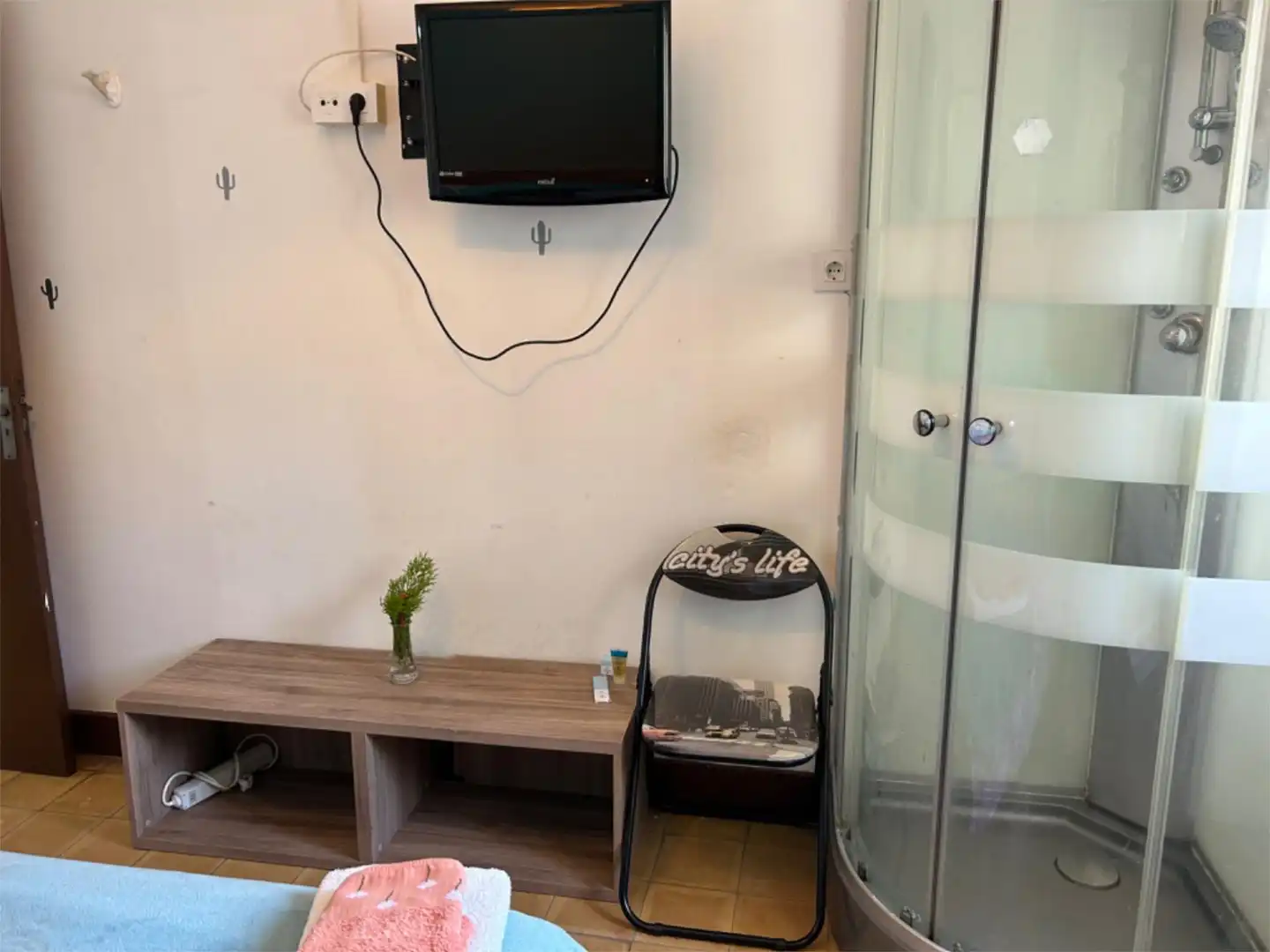 Habitación en Rúa Real, 4, Casco Vello Habitación de Piso para compartir en Vigo con Calefacción y Amueblado